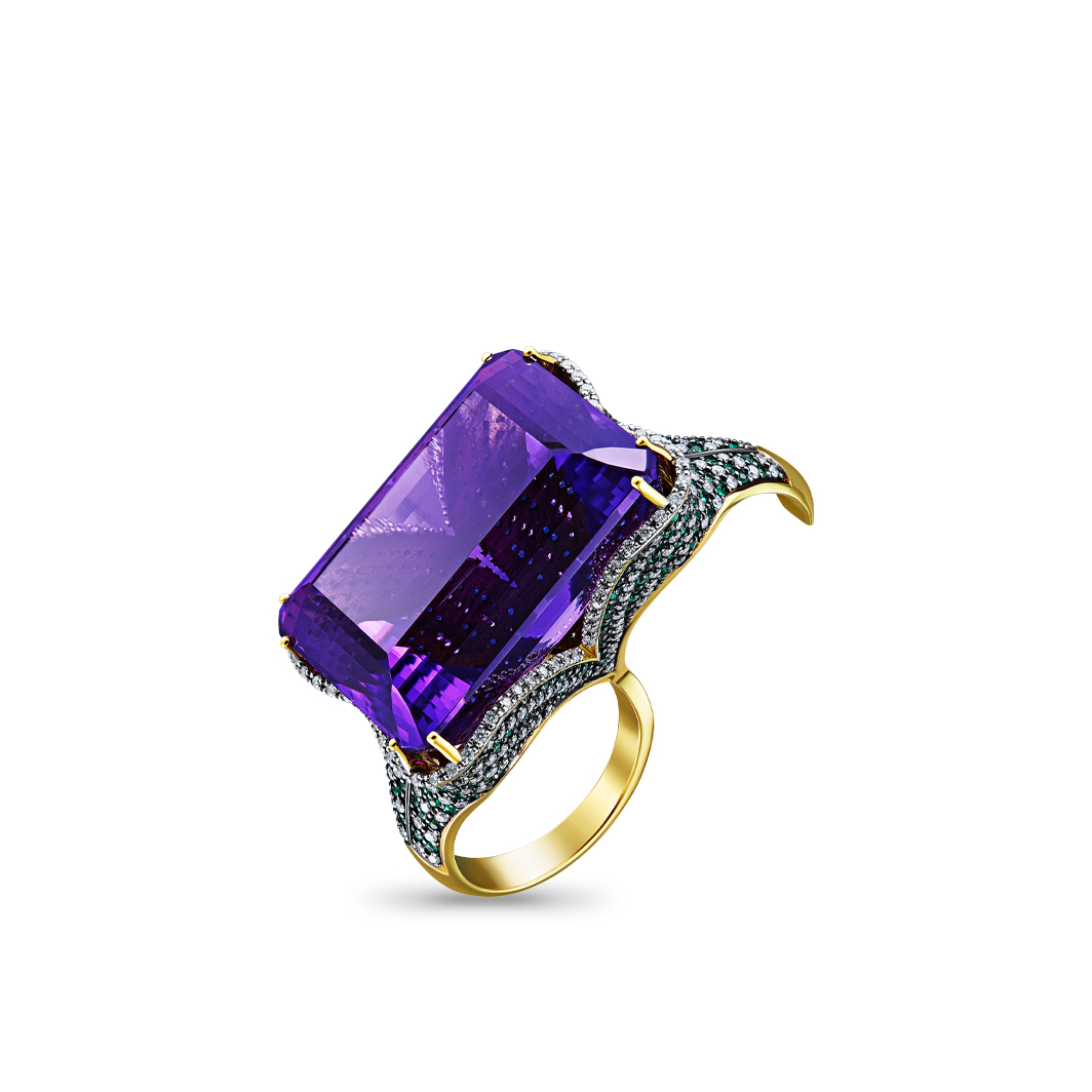 Кольцо с аметистом, изумрудами и бриллиантами