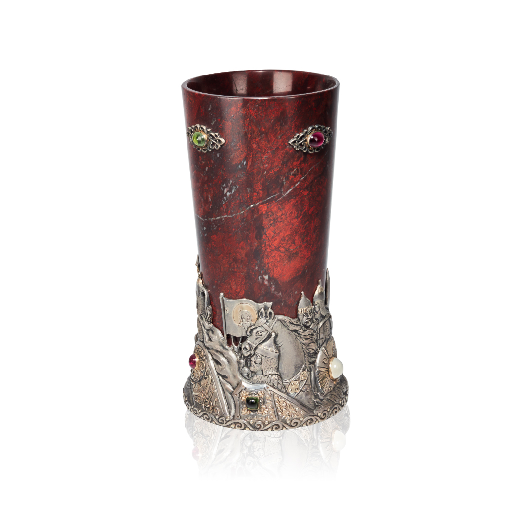 Камнерезная композиция "Безумство храбрых"