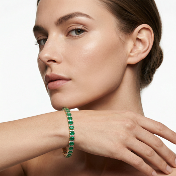 Браслет с изумрудами и бриллиантами